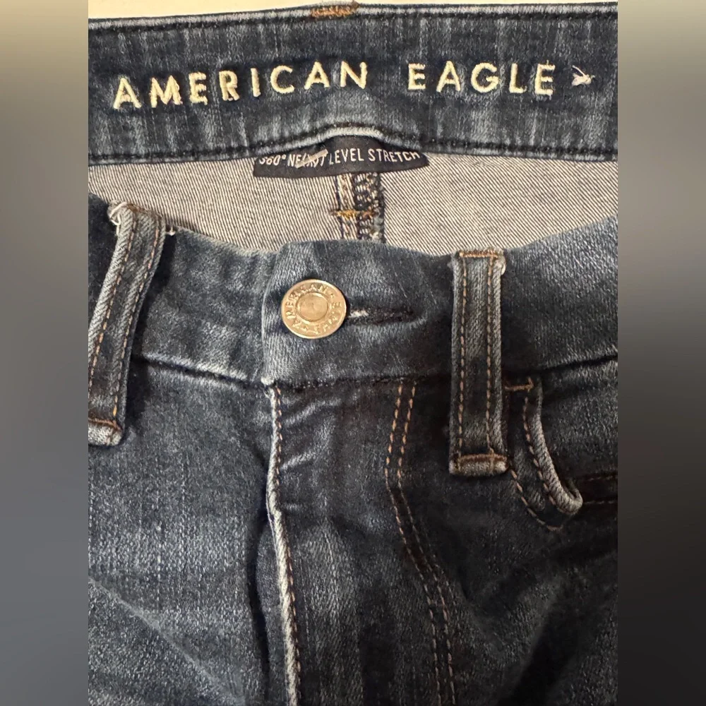 American Eagle Raw Hem Curvy Super Hi-Rise Jegging Next Level Stretch Size 2 EUC